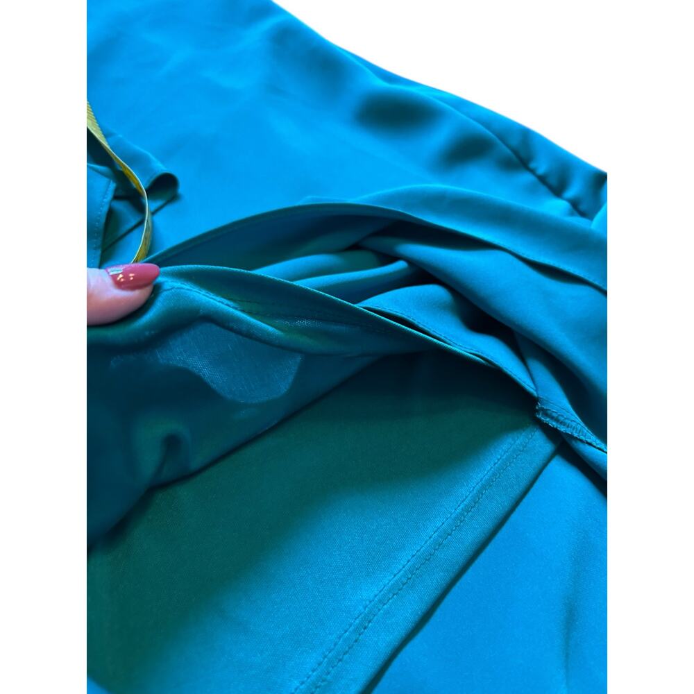 Green Satin One Shoulder  Karlie Dress - Size L - Picture 9 of 9